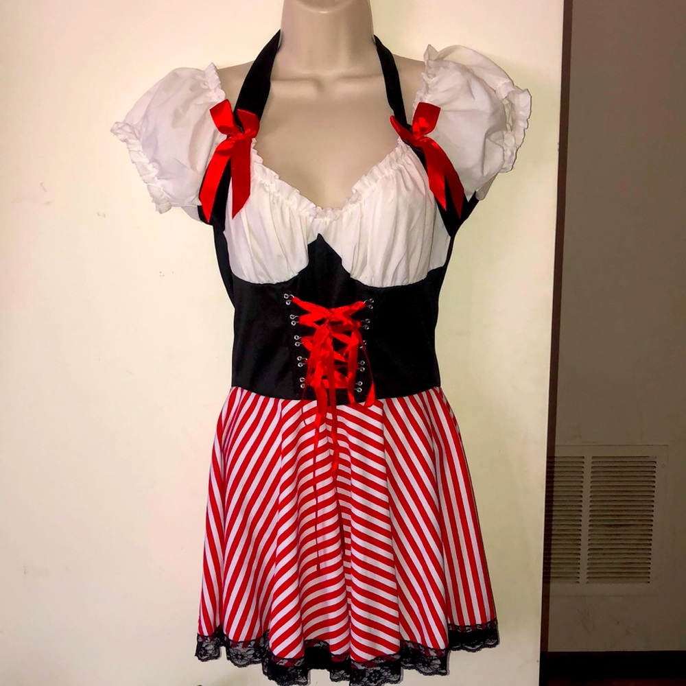 BRAND NEW  LADY PRINCESS COSTUME